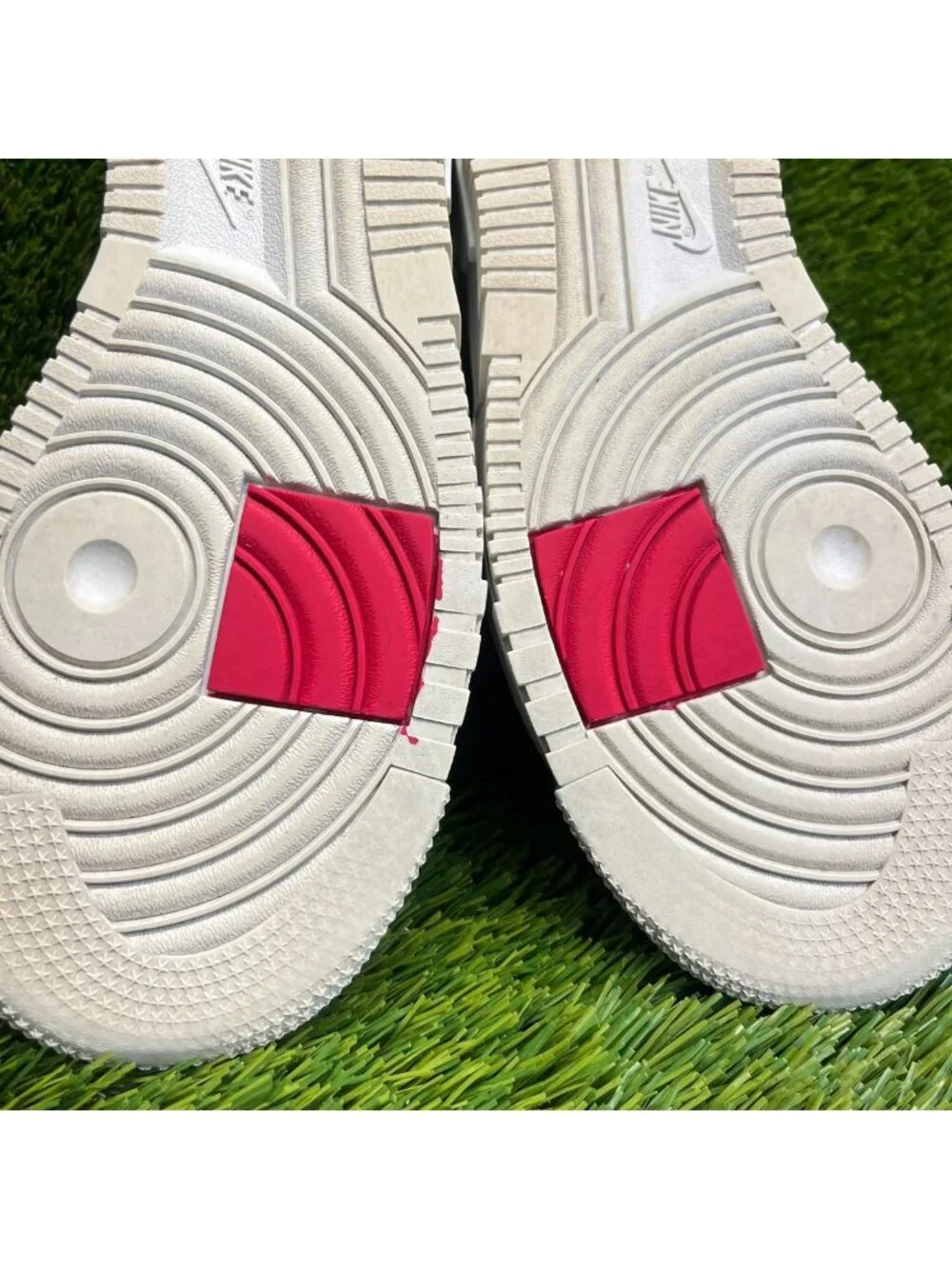 Nike Air Force 1 Pixel Womens Size 8.5 Ivory Red Athletic Walking Shoes Sneakers